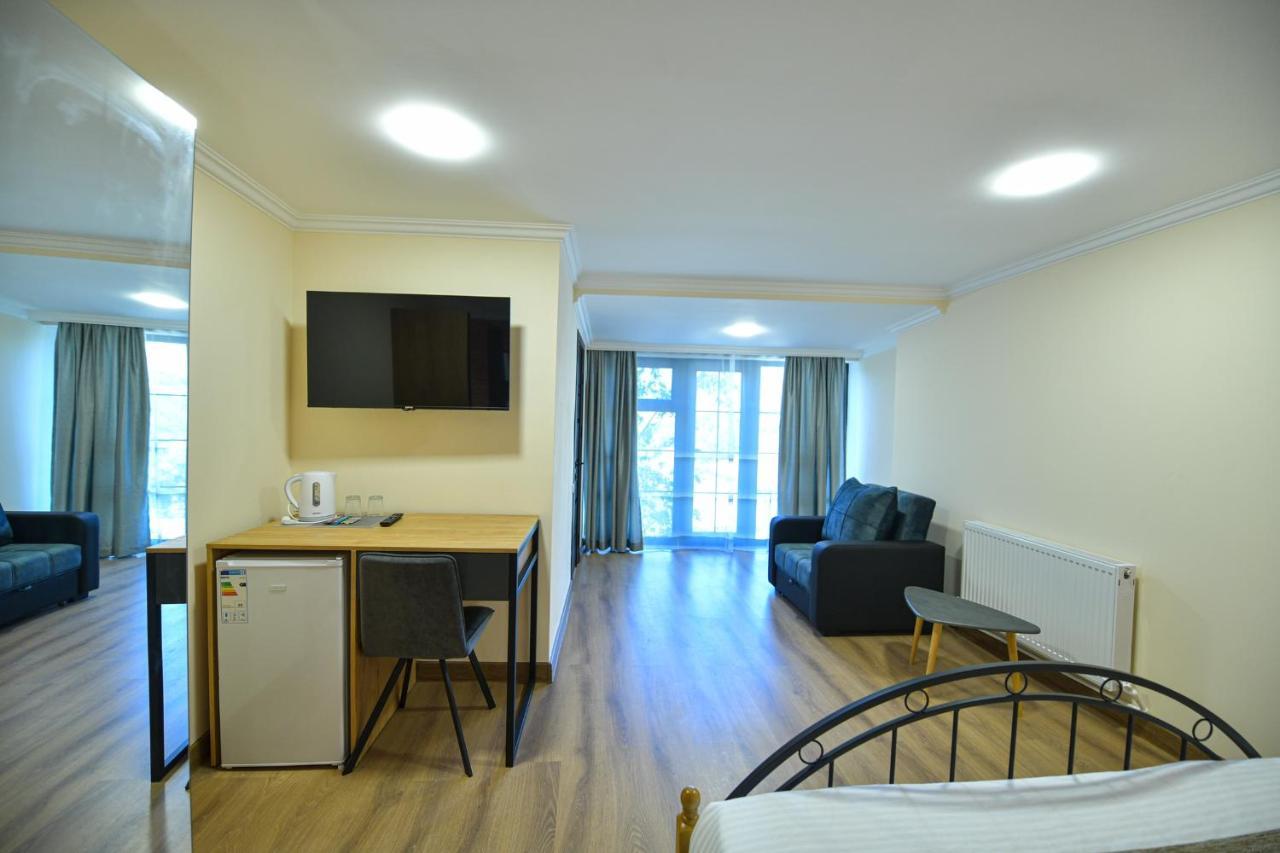 Madin Eco Hotel Debed Экстерьер фото