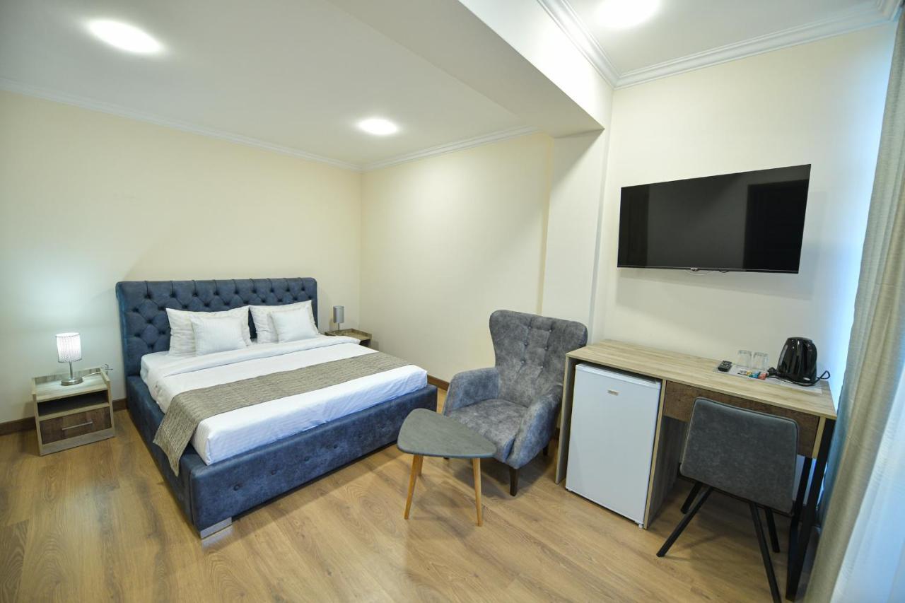 Madin Eco Hotel Debed Экстерьер фото